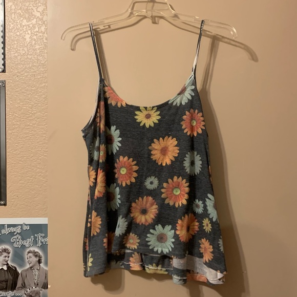 Tops - Floral tank top